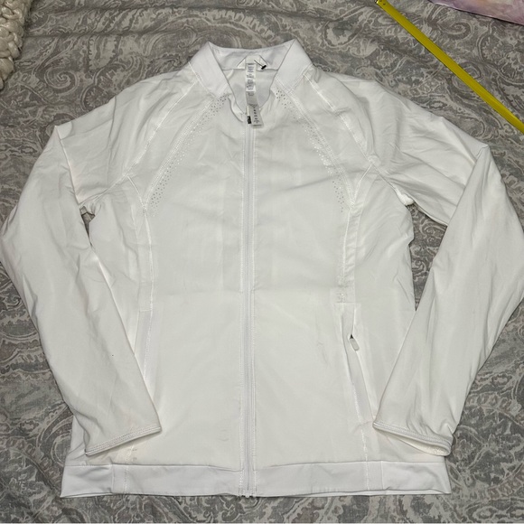 Lululemon Athletica Zip up white jacket / running / breathable holes Size 8 - Picture 12 of 16